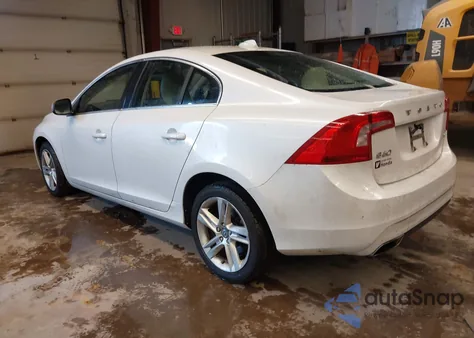 2015 Volvo S60 T5 Premier из США, поврежденный, VIN YV1612TB4F1309838